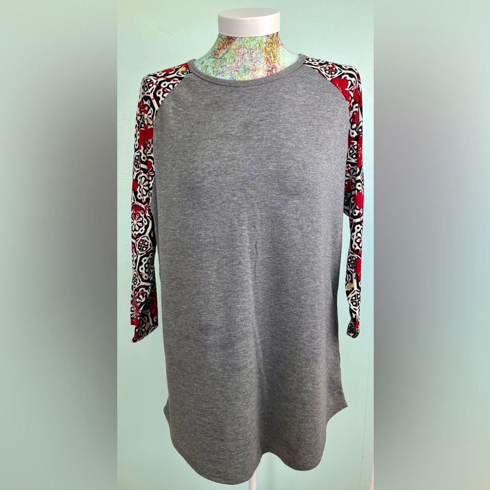 LULAROE RAGLAN XL